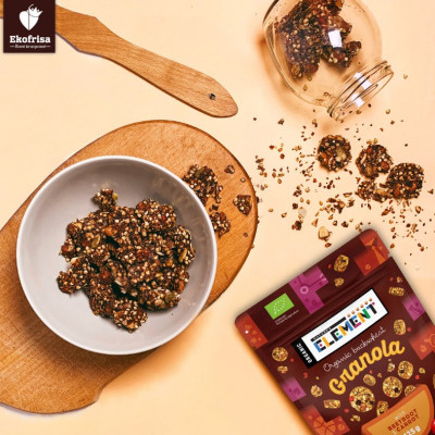 Ekologiška grikių granola su morkomis ir burokėliais